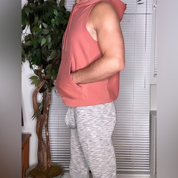 Calvin Klein | Sleeveless Workout Hoodie in Coral (X-Small) - Picture 12 of 15